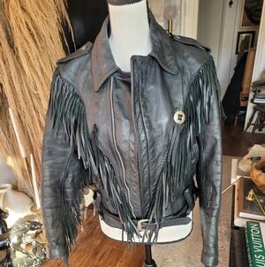 Veducci Vintage Edgy Black Leather Fringe Western Jacket